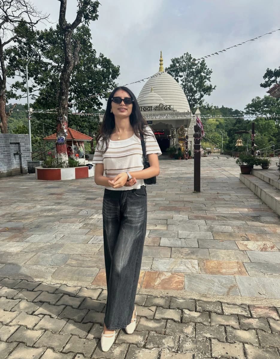 Muna Adhikari